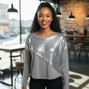 Cedar tree Gray/Silver Sequin Top